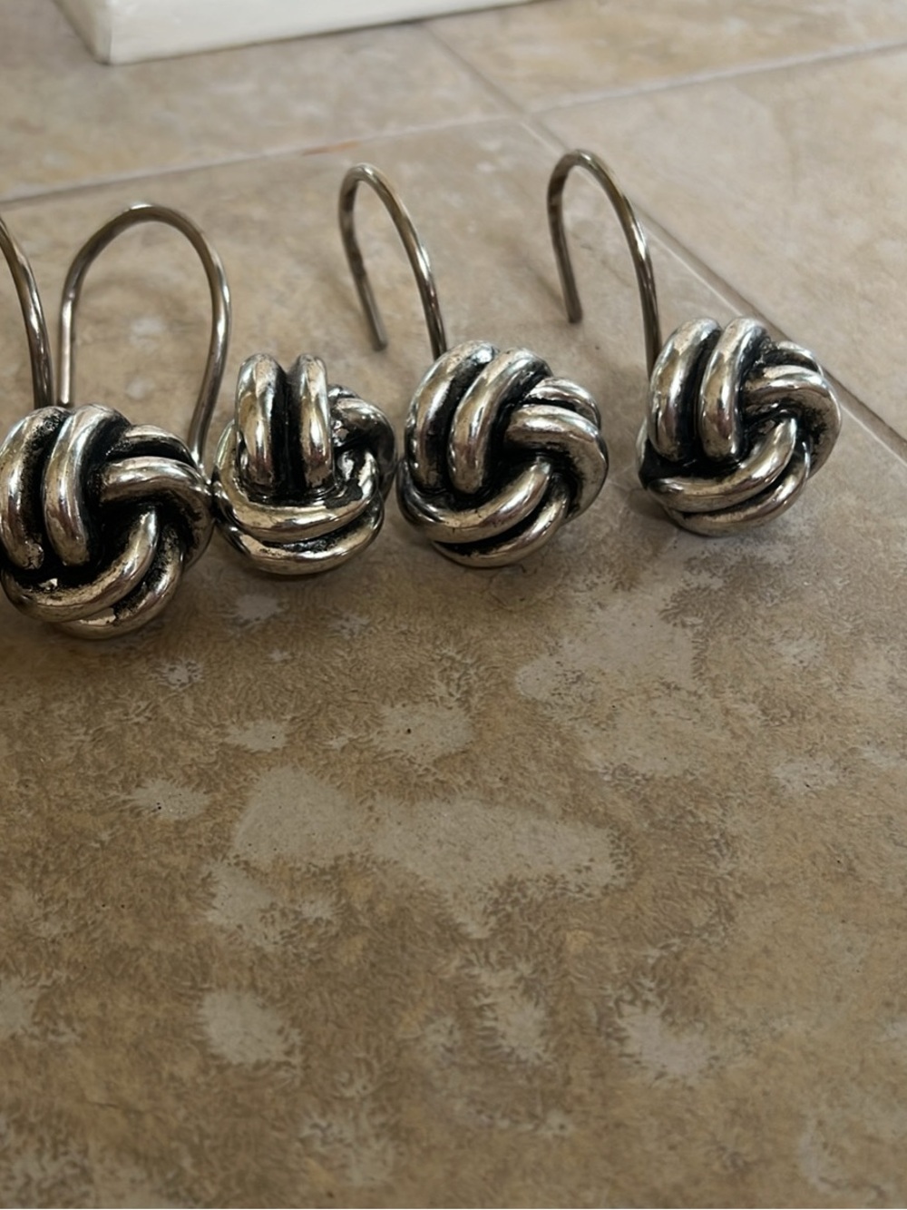 Set of 12 knot chrome shower curtain hooks